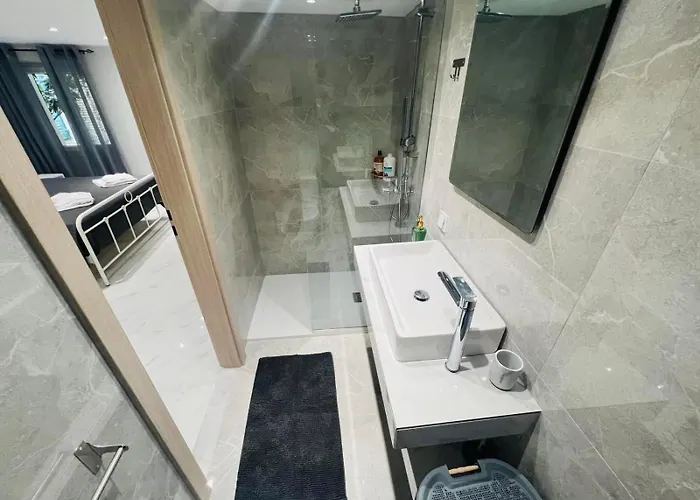 Iris Porta Remounda *